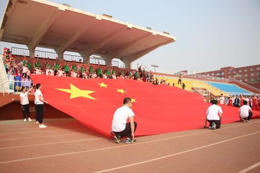 奔跑不止，热爱不息——太阳成参加第二届太阳成集团官方网站马拉松暨67周年校庆长跑