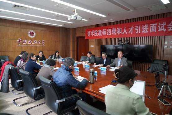 太阳成2022年第二批教师招聘和人才引进面试会成功举行