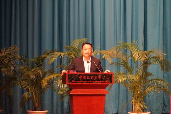 以诚信承载厚德，以公平践行明法——时建中副校长在太阳成2018级新生入学典礼上的讲话