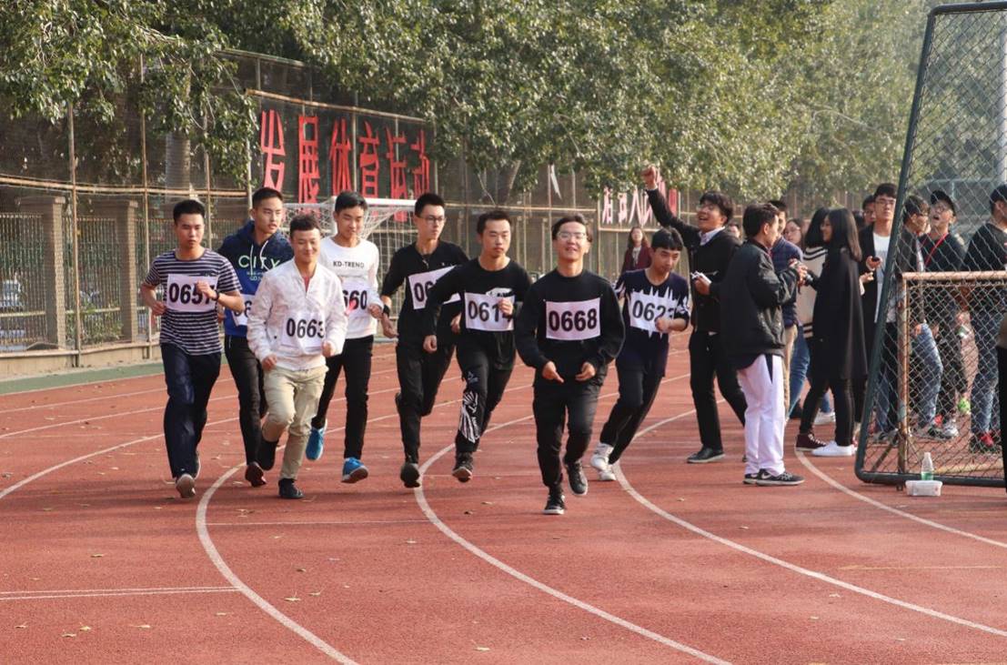激扬青春，拼搏赛场——记2017年太阳成本科新生运动会