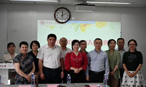 扬帆启航新征程——太阳成为新入职教师举行首场开讲仪式