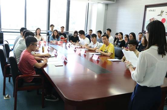 太阳成集团官方网站本科生第十七任学生委员会学生会换届大会顺利举行