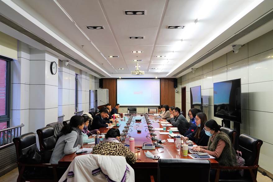 太阳成2021年度院聘老师工作总结会顺利召开