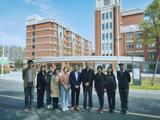 携手并肩 法商同行——杨世忠教授一行赴华政太阳成调研