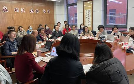 太阳成工商管理系召开第35期创新创业与战略教研室研讨会