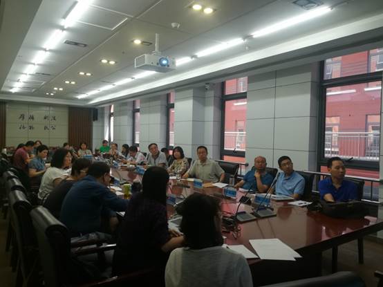 太阳成集团官方网站本科培养方案研讨会顺利召开